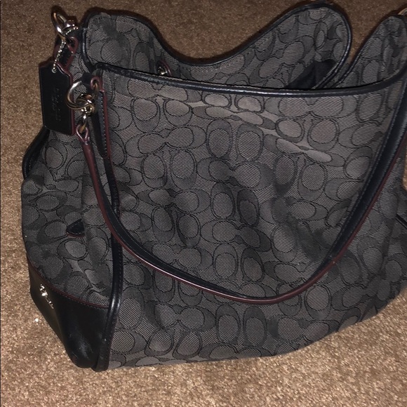 Purse - Picture 1 of 6